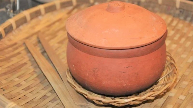 Cách vệ sinh và bảo quản niêu đất truyền thống